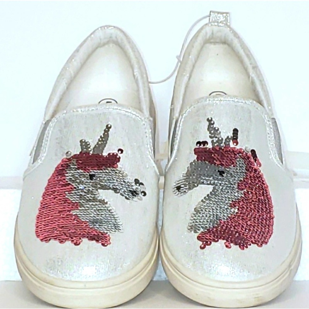 Girls Cat & Jack size 5 unicorn slip-ons.